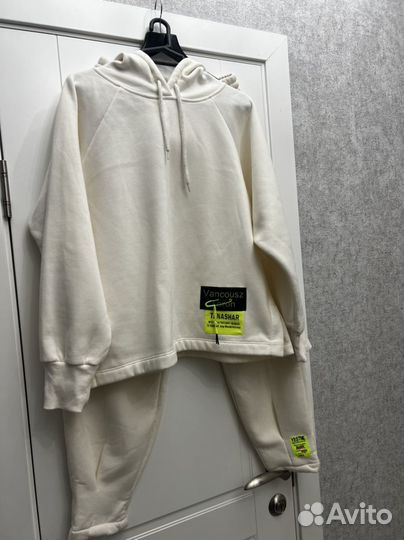 Спортивный костюм с начесом женский