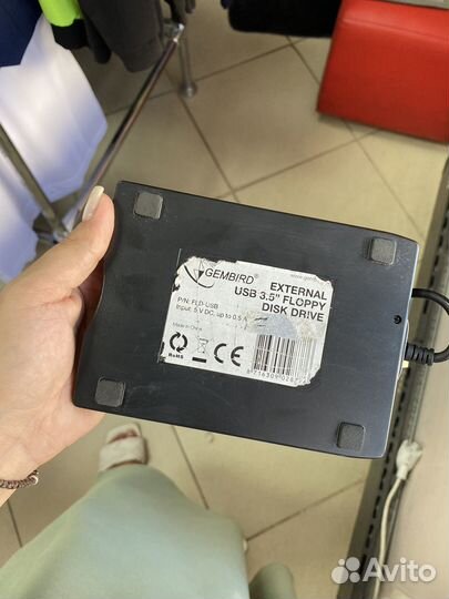 Floppy дисковод
