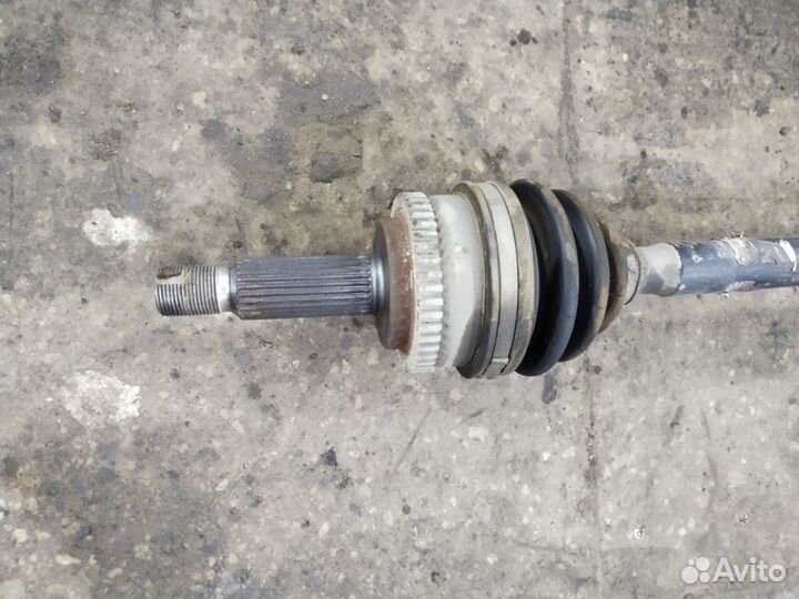 Правый привод в сборе Hyundai i30