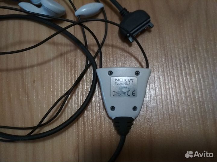 Гарнитура Nokia HDS-3