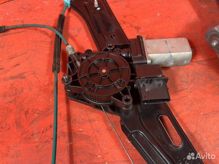 Стеклоподъемник bmw f20 передний правый