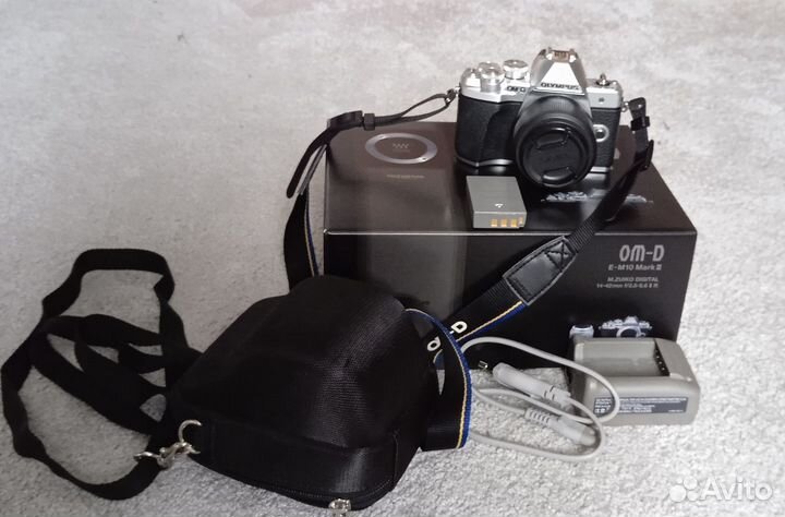 Olympus OM-D E-M10 Mark III