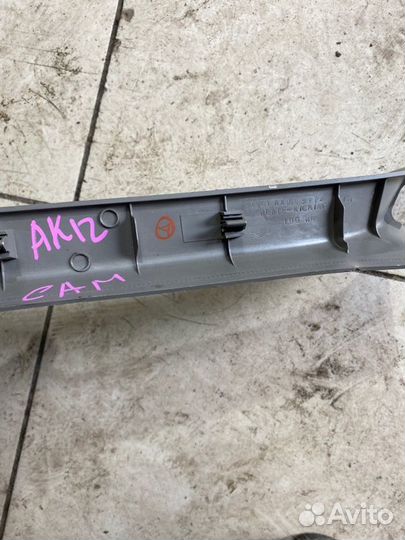 Пластик салона левый Nissan March AK12 HR12 2004