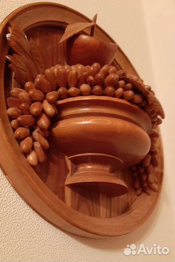 Панно из дерева