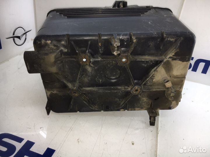 Корпус акб Peugeot 206