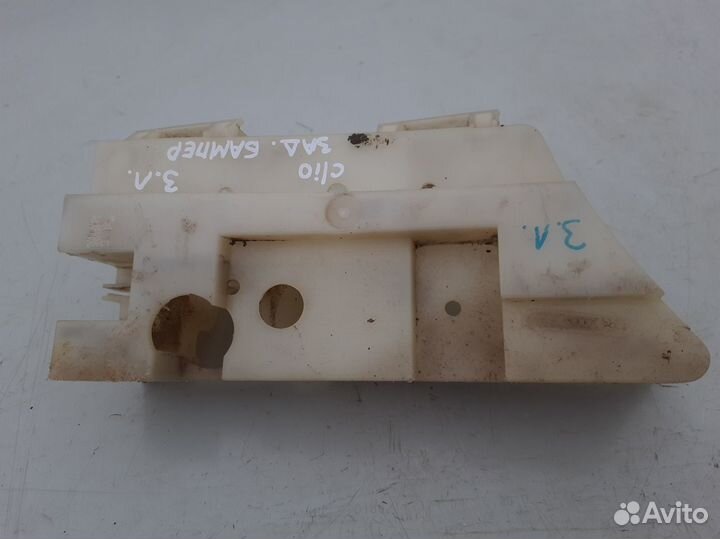 Наполнитель заднего бампера Volkswagen Passat B3