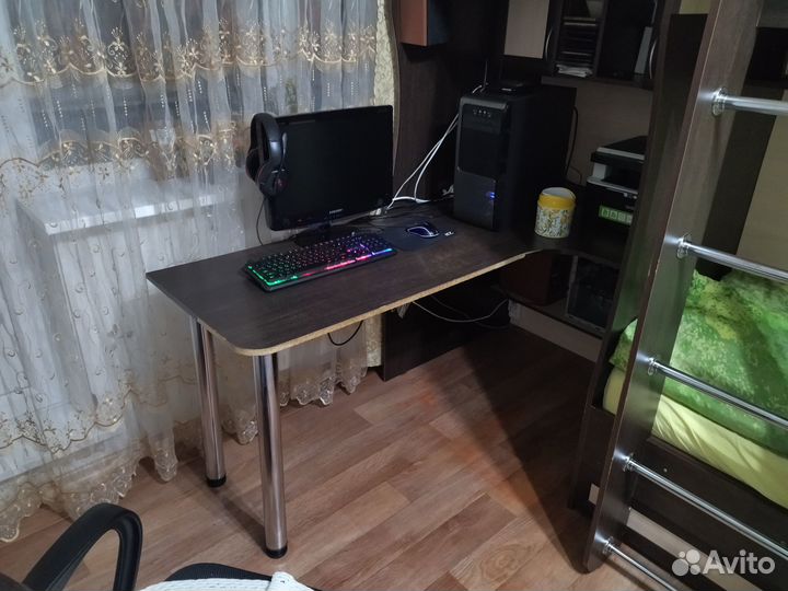 Мебель детская с двухяросной кроватью