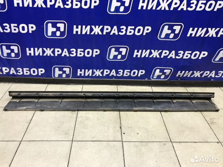 Накладка на порог (наружная) левая Kia Sportage 1