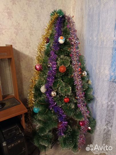 Елка искусственная