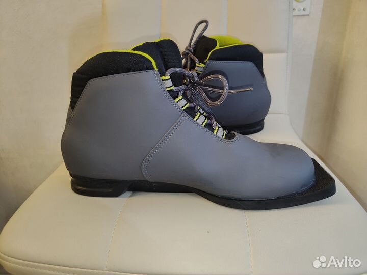 Лыжные ботинки Quechua, 42 размер
