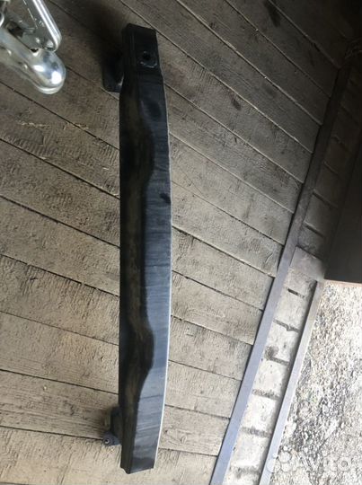 Усилитель заднего бампера Тигуан