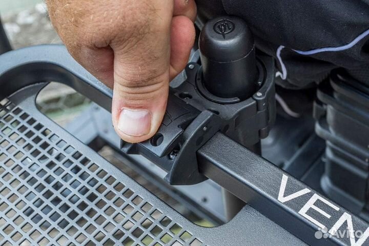 Стол с маркизой Preston Venta-Lite Hoodie Side Tra