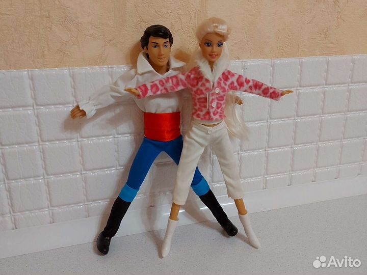 Кэн и Барби