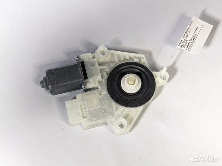 Моторчик стеклоподъемника задний левый Skoda Rapid