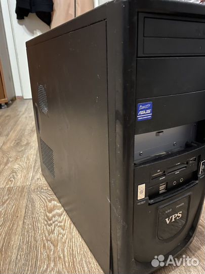 Корпус с дисководом