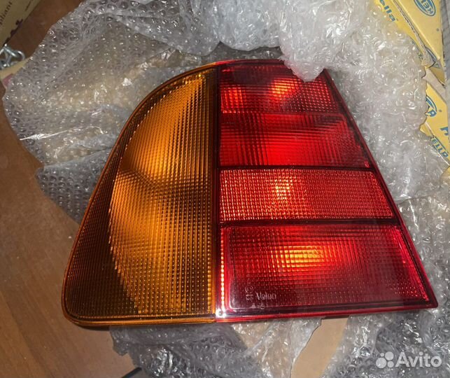 Фонарь задний левый Volkswagen Polo Classic