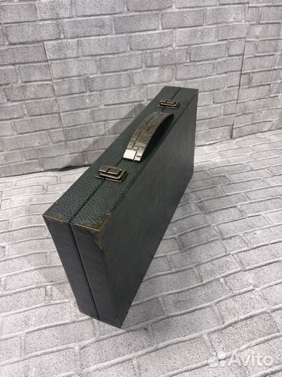 Кейс для фишек от покера на 300 штук