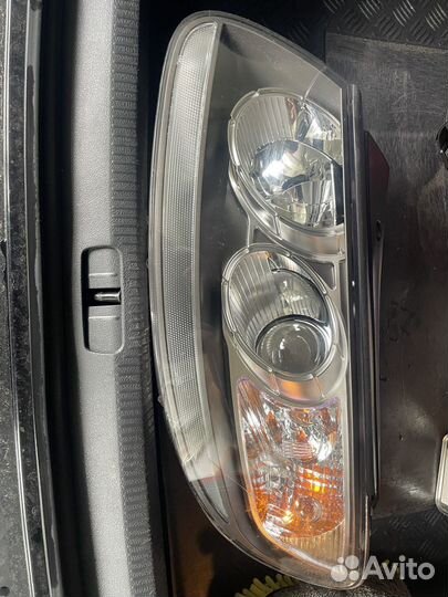 Фара левая Hyundai Santa fe 2, оригинал, целая