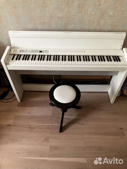 Цифровое пианино korg LP 380 WH