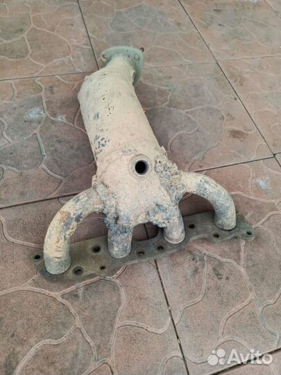 Продам выпускной коллектор на ваз 2112