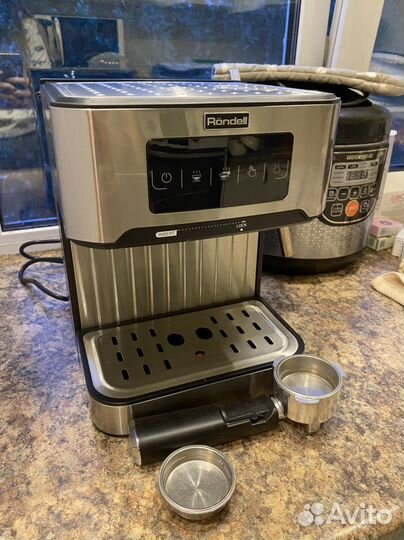 Кофеварка Rondel RDE-1106