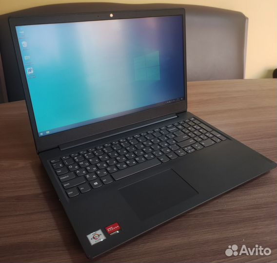 Lenovo v15 ada