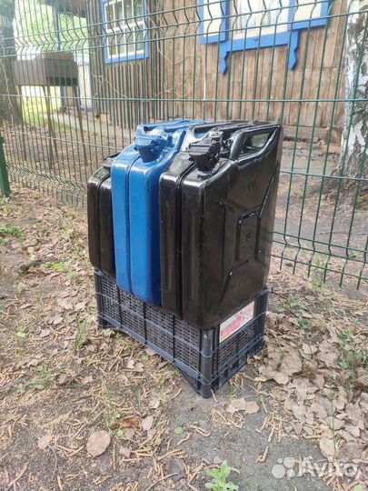 Канистра металлическая 20 л