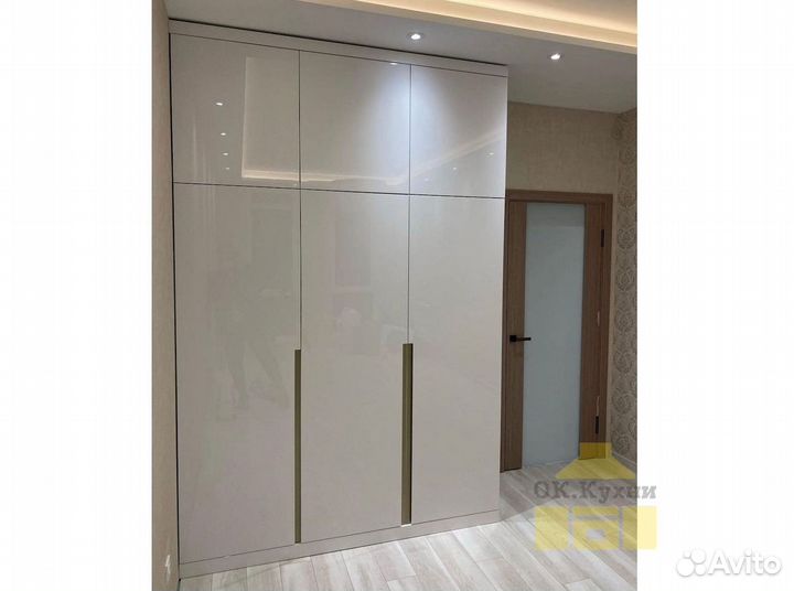 Шкаф новый