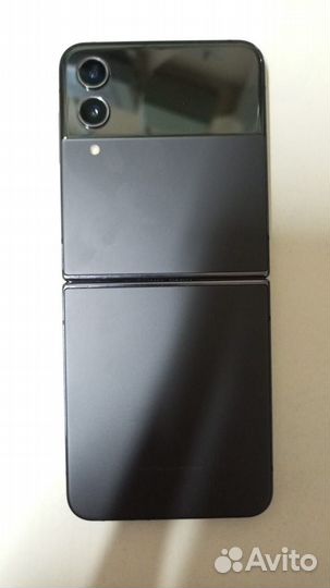 Samsung Galaxy Z Flip4, 8/256 ГБ