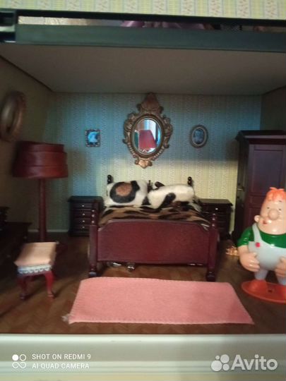 Домик кукольный