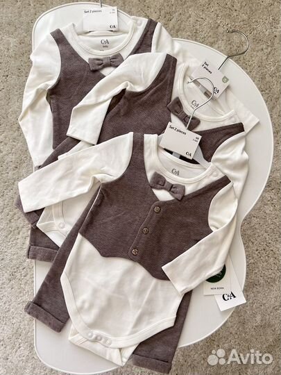 Нарядный костюм C&A 68 на малыша классический