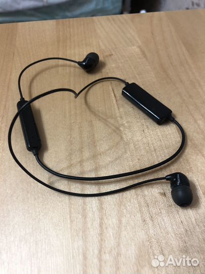 Беспроводные наушники philips