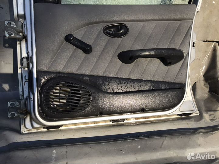 Дверь передняя правая Fiat Albea