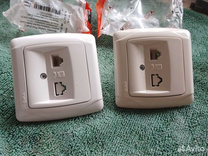 Розетки встраиваемые телефон новые