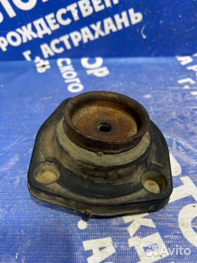 Опора амортизатора Hyundai Matrix минивен 2005