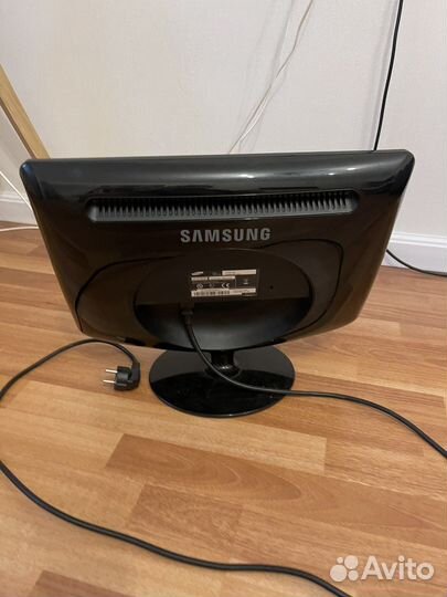 Монитор samsung 932GW