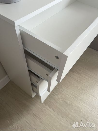 Комод белый