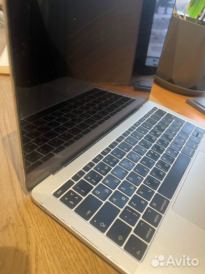 Apple MacBook Pro 13 2017 m1