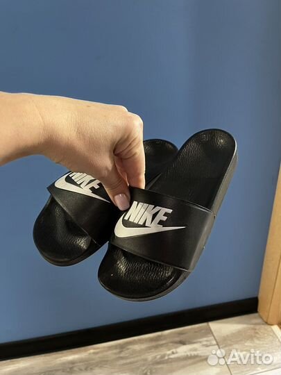 Сланцы nike