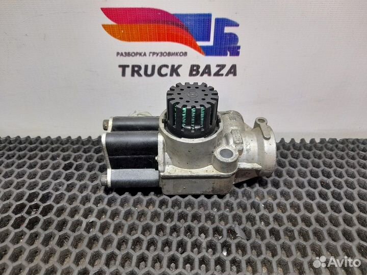 Клапан управления компрессором