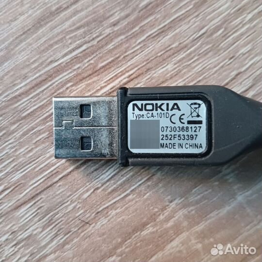 Кабель Nokia с USB на micro USB