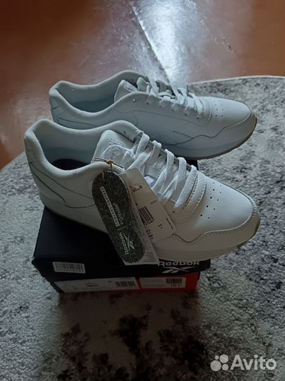 Кроссовки reebok женские 37. 5