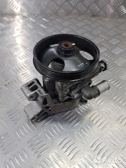 Насос гидроусилителя Шевроле Cruze 96837813