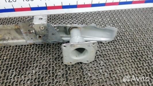 Усилитель бампера передний (кронштейн) citroen C5