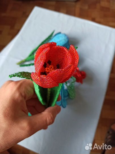 Цветы из бисера