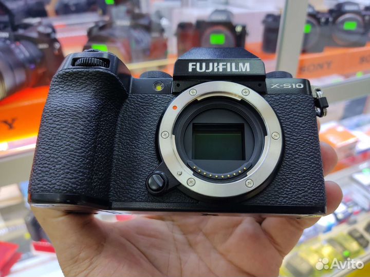 Fujifilm X-S10 Body пробег 3.880 кадров