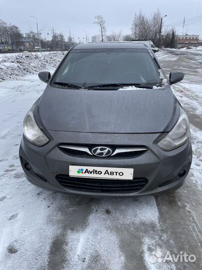 Hyundai Solaris 1.4 AT, 2012, 255 000 км