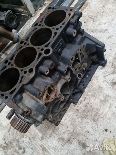 Блок цилиндров Audi A4 B7 BGB