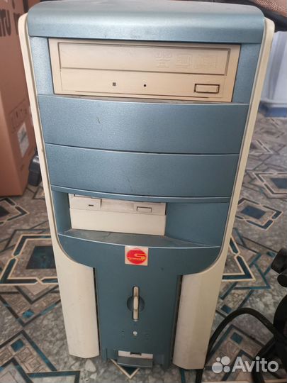 Системные блоки,мониторы