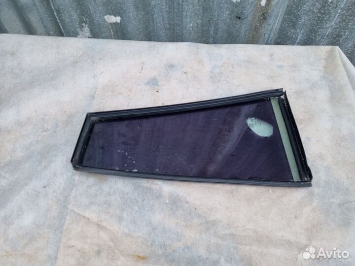 Стекло заднее правое SsangYong Kyron